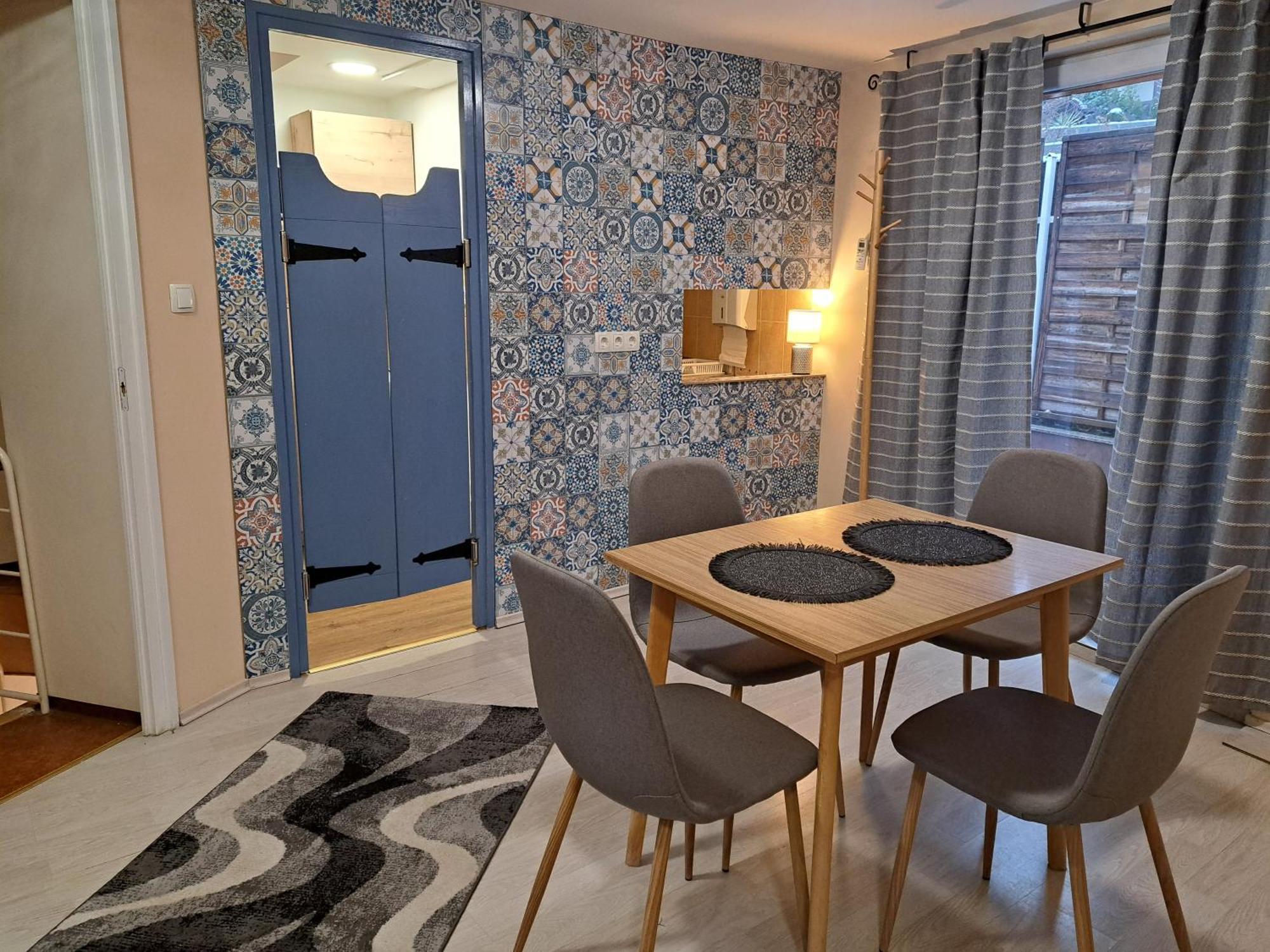 Orient Apartmanhaz Eger Eksteriør bilde